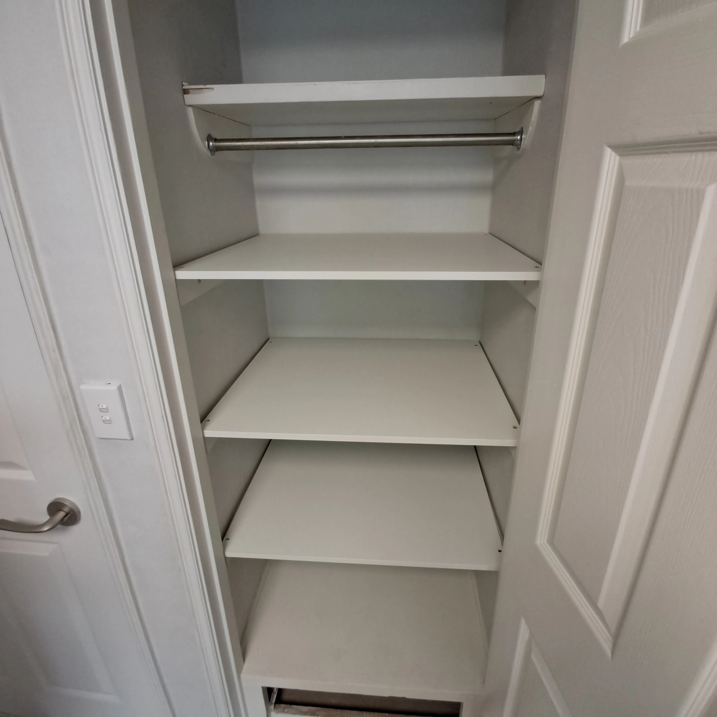 벽장 내부 선반 교체 서울 동대문구 시공 전