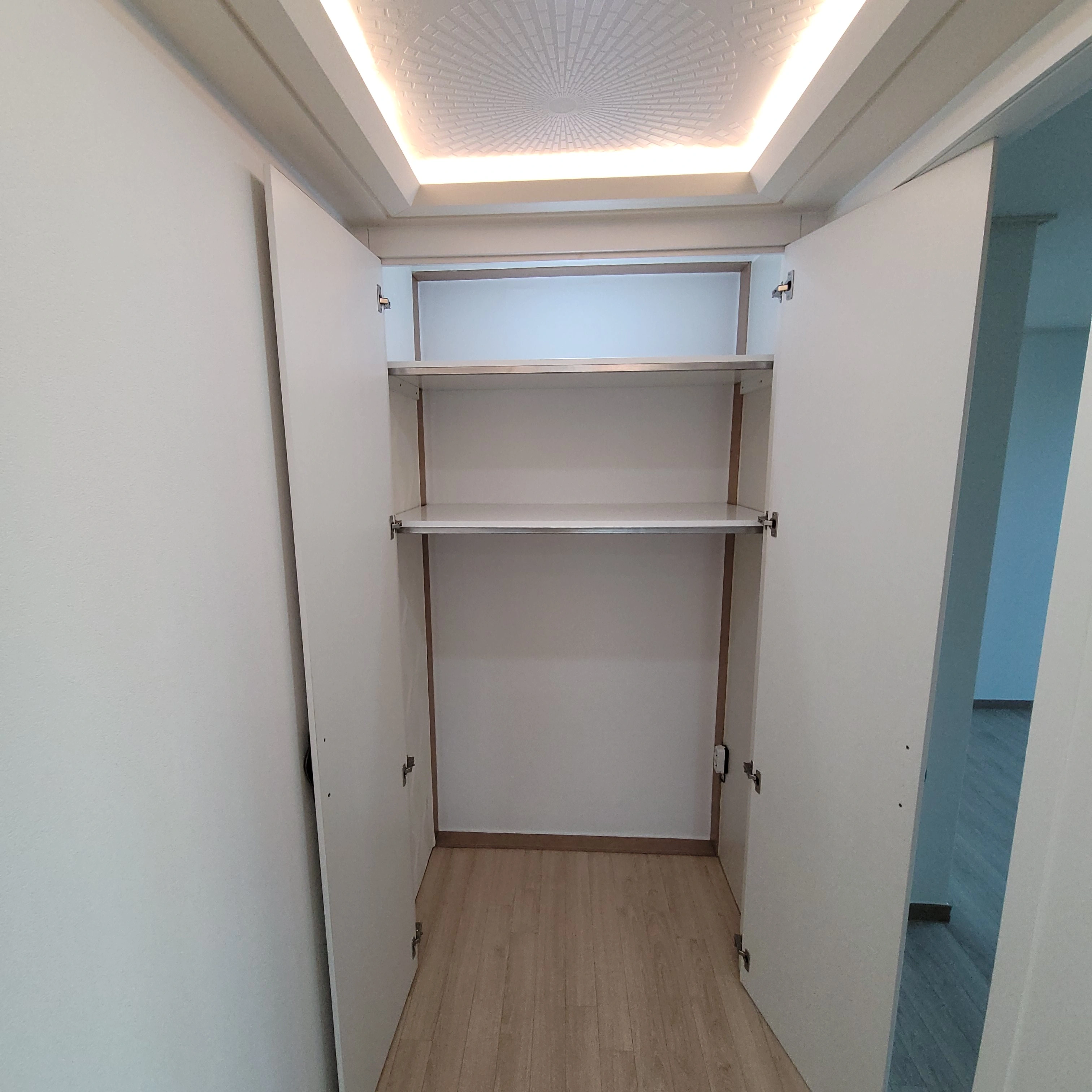 벽장 도어 슬라이딩 교체 서울 성북구 시공 전